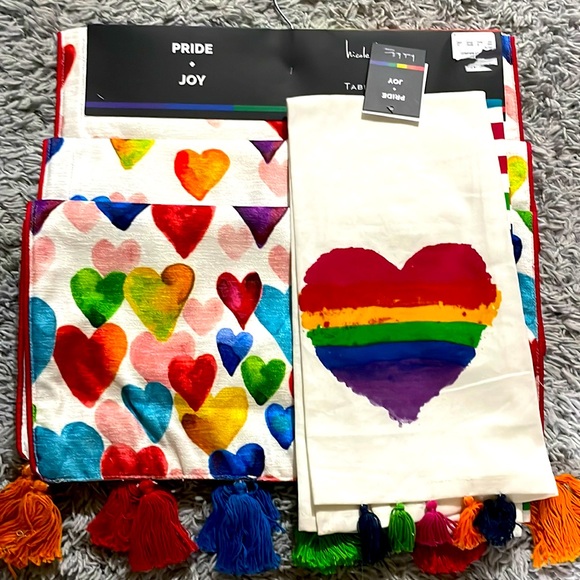 nicole miller home Other - Table runner/ dish towels 16X72 Pride & Joy Table Runner & 2 dish towels